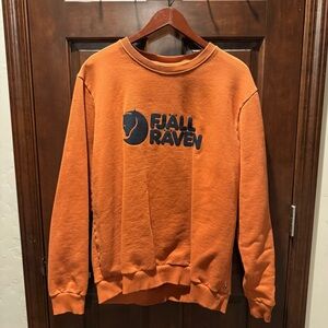 FJÄLLRÄVEN LOGO SWEATER